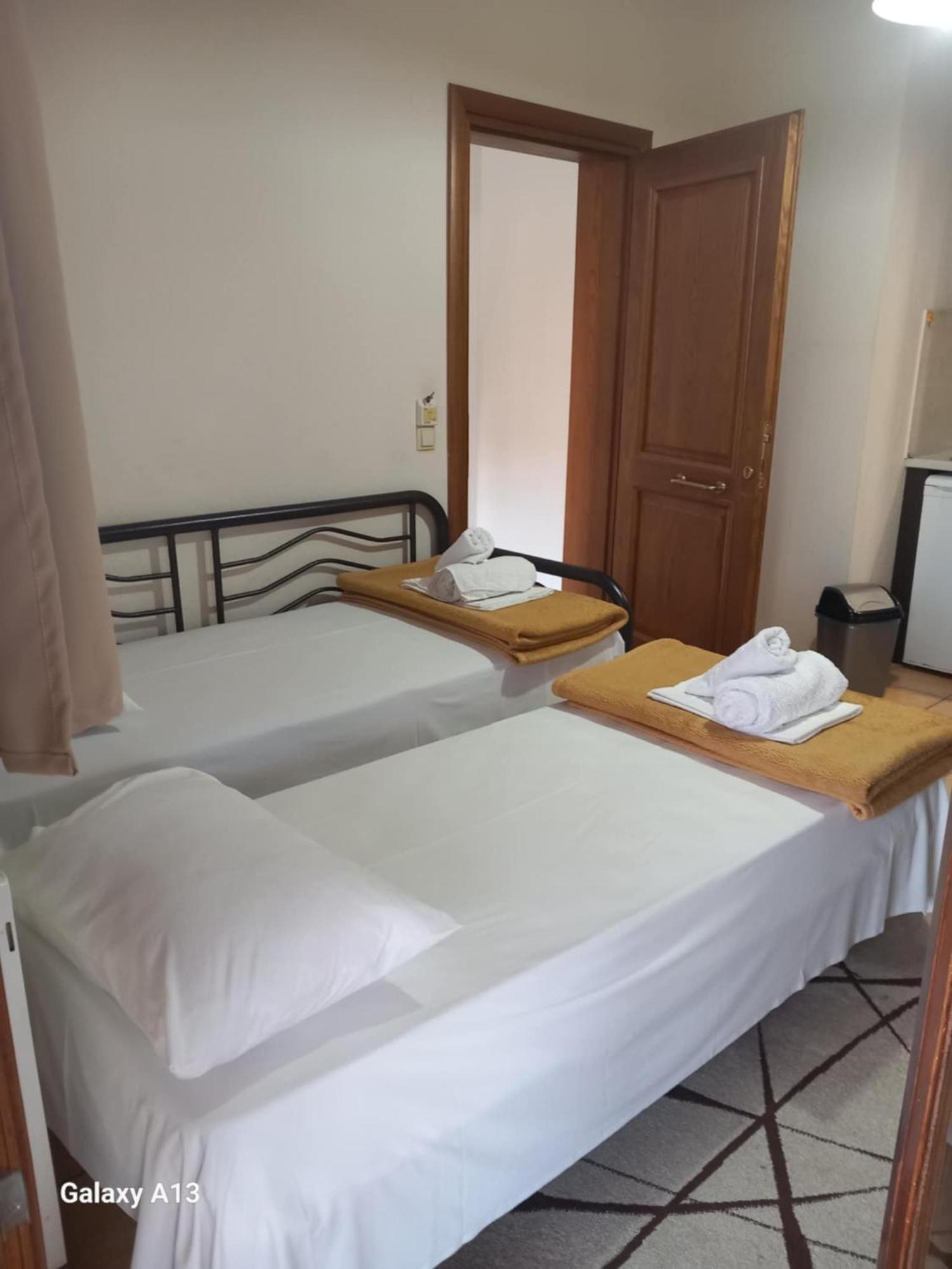 Pansion Fani Daire Ouranoupoli Dış mekan fotoğraf